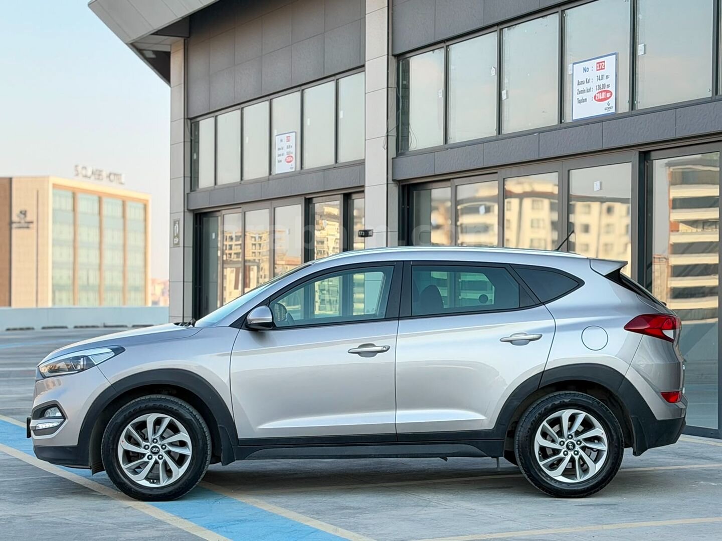 2015 TUCSON 1.6 T-GDI STYLE 4X4 96 BİNDE HATASIZ AYARINDA 5