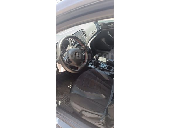 Sahibinden Renault Megane 1.6 Joy 2018 Model