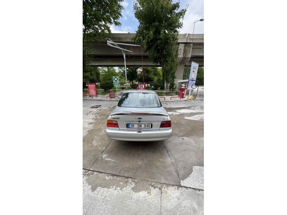 Sahibinden Ford Escort 1.6 CLX 1998 Model 