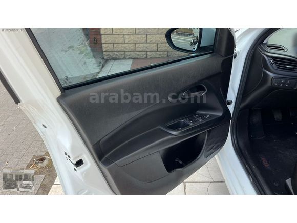 BOYASIZ. 40.500 KM DE . GÜVENLİK PAKETLİ.