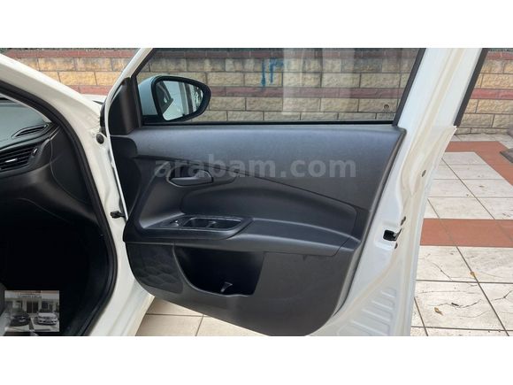BOYASIZ. 40.500 KM DE . GÜVENLİK PAKETLİ.
