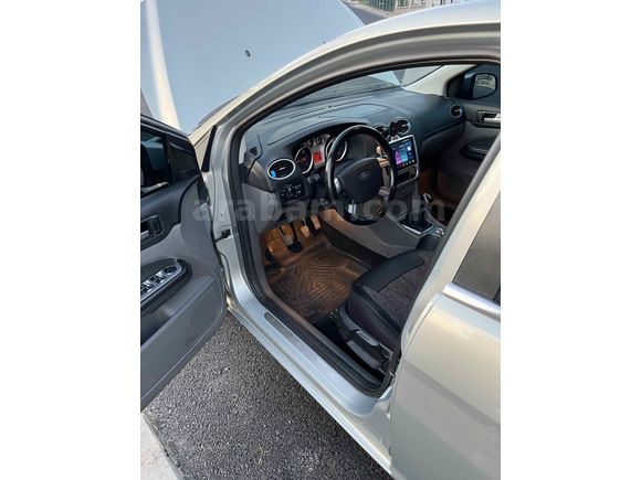 Sahibinden Ford Focus 1.6 TDCi Titanium 2011 Model 