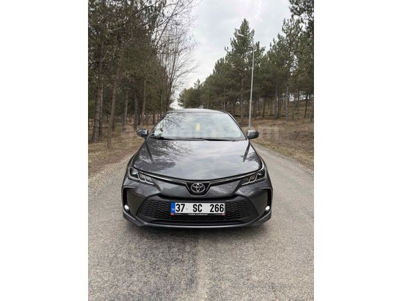 Sahibinden Toyota Corolla 1.5 Dream 2023 Model 