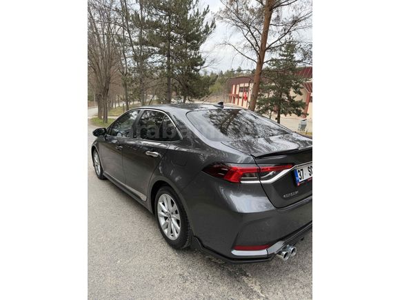 Sahibinden Toyota Corolla 1.5 Dream 2023 Model 