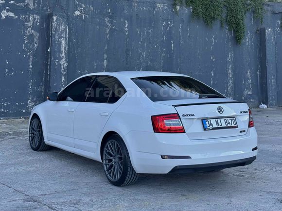 SKODA OCTAVİA 1.6 TDI ELAGANCE CR 2015 MODEL   
