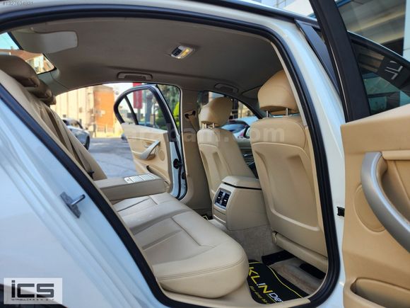 -İCS-2014 BMW 320d Techno Plus HATASIZ YETKİLİ SERVİS BAKIMLI
