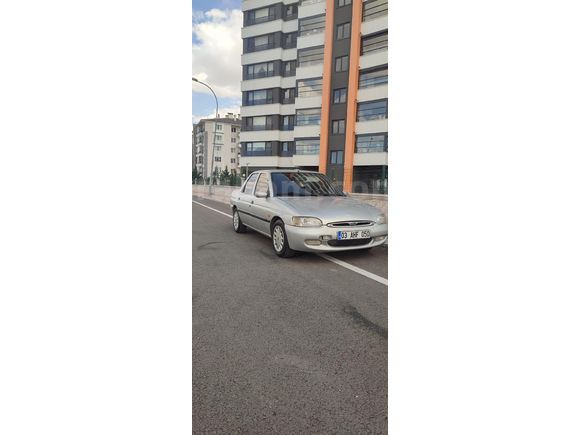 Sahibinden Ford Escort değişensiz 1.6 CLX 16 VALT2000 Model