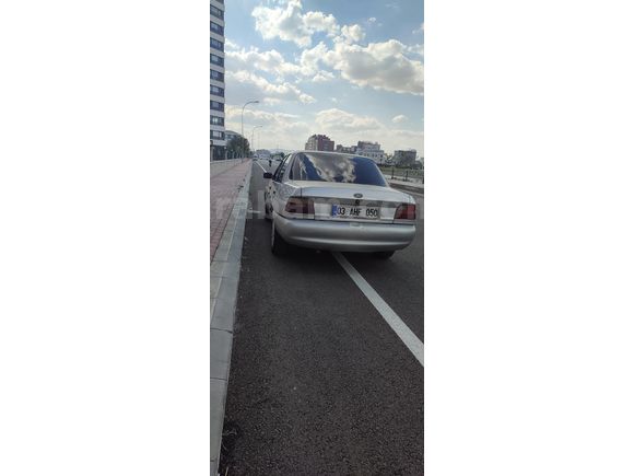 Sahibinden Ford Escort değişensiz 1.6 CLX 16 VALT2000 Model