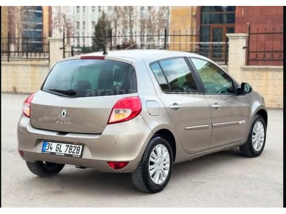 Sahibinden Renault Clio 1.6 Dynamique 2009 Model