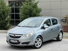OPEL CORSA 2010 MODEL 165.000 KM EMSALSİZ TEMİZLİKTE