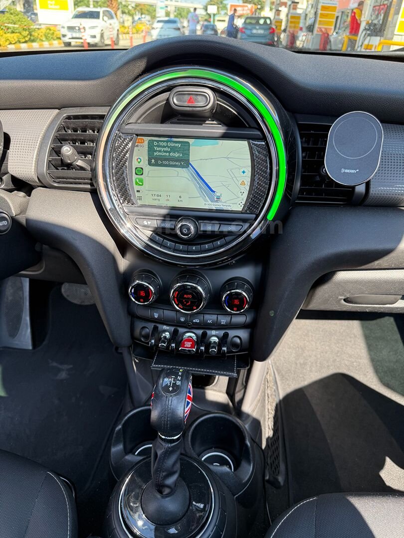 Sahibinden Mini Cooper 1.5 D Pepper 2017 Model İstanbul 138.000 km Füme 7