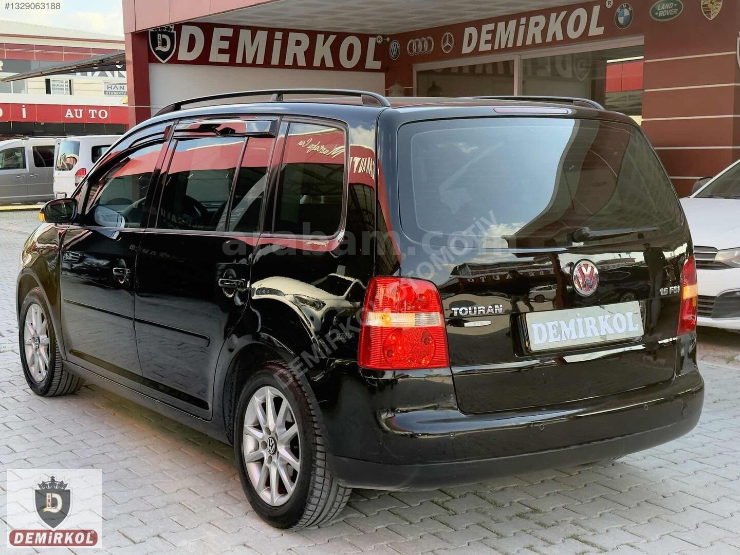 Galeriden Volkswagen Touran 1.6 FSi Comfortline 2004 Model Adana 270.000 km Siyah 7