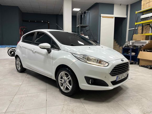 Sahibinden Ford Fiesta 1.4 Titanium 2014 Model 