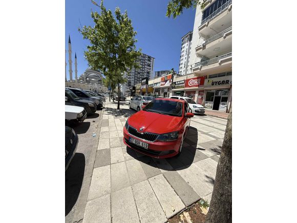Sahibinden Skoda Fabia 1.0 GreenTec Ambition 2015 Model 
