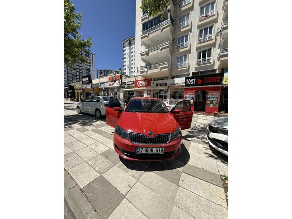 Sahibinden Skoda Fabia 1.0 GreenTec Ambition 2015 Model 