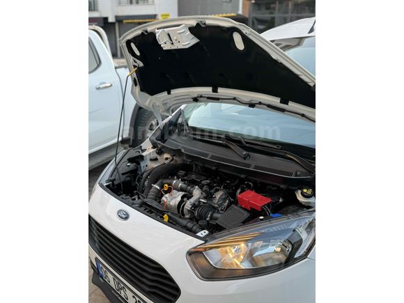 Sahibinden Ford Transit Courier 1.5 TDCi Trend 2023 Model 