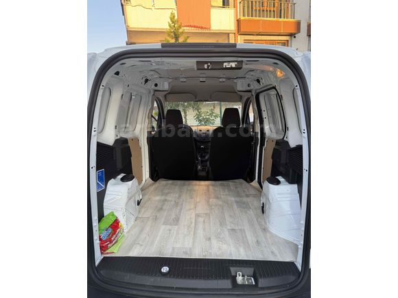Sahibinden Ford Transit Courier 1.5 TDCi Trend 2023 Model 