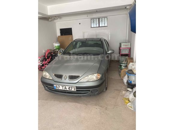  Megane 1.6  16 walf  89binde  2000 Model 