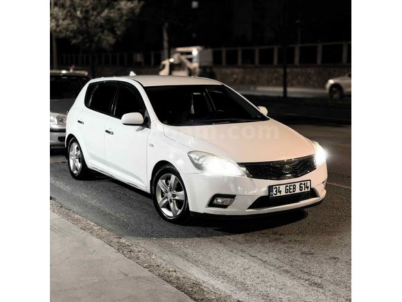 Sahibinden Kia Ceed 1.6 CRDi Motion 2011 Model 