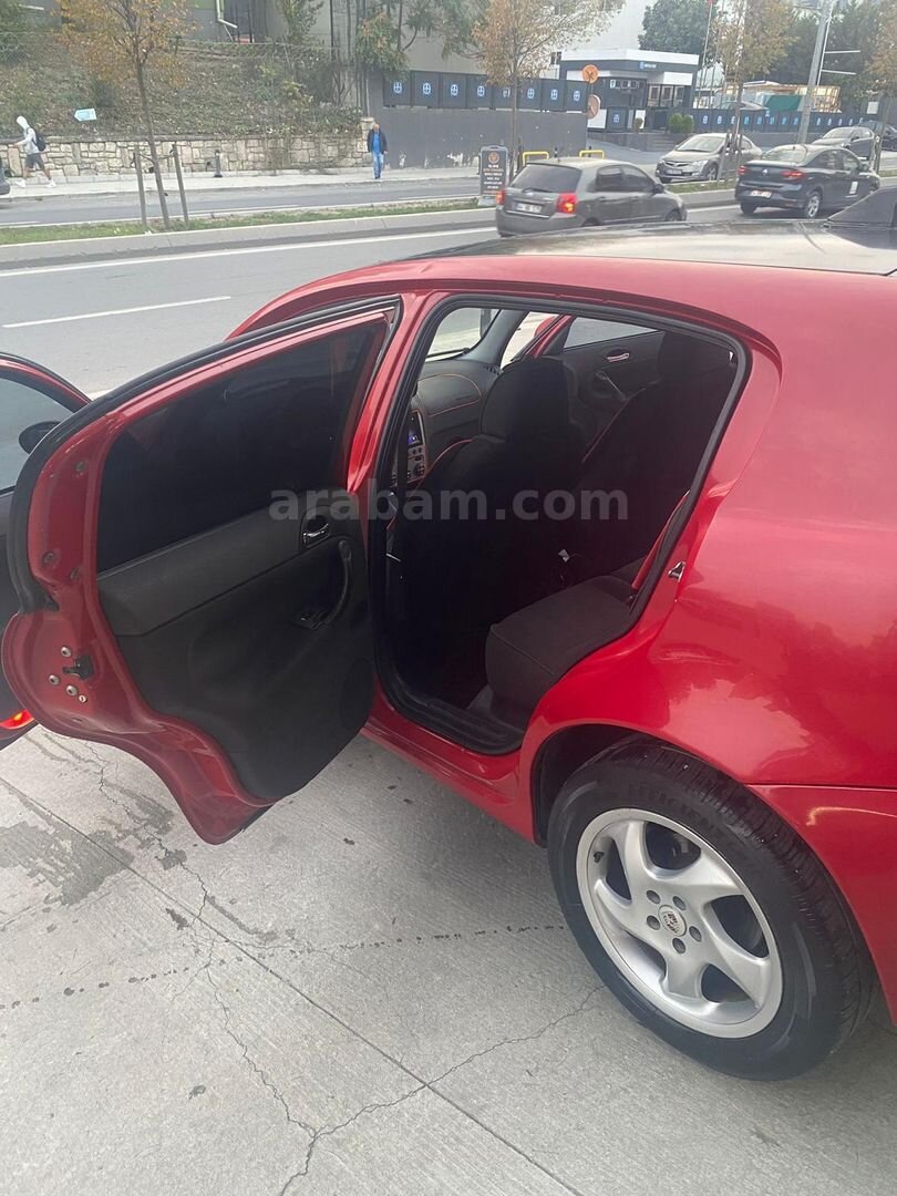 Sahibinden Alfa Romeo 147 1.6 TS Distinctive 2004 Model İstanbul 235.000 km Kırmızı 6