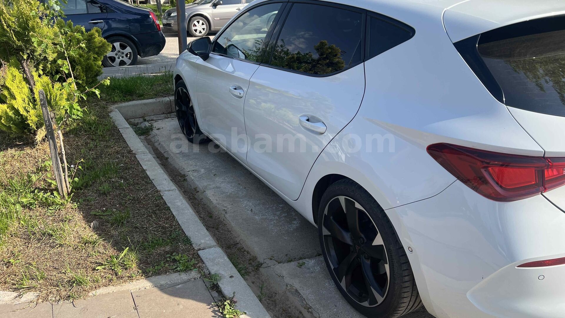 Sahibinden Cupra Leon 1.5 eTSI Standart 2023 Model Diyarbakır 47.000 km Beyaz 6