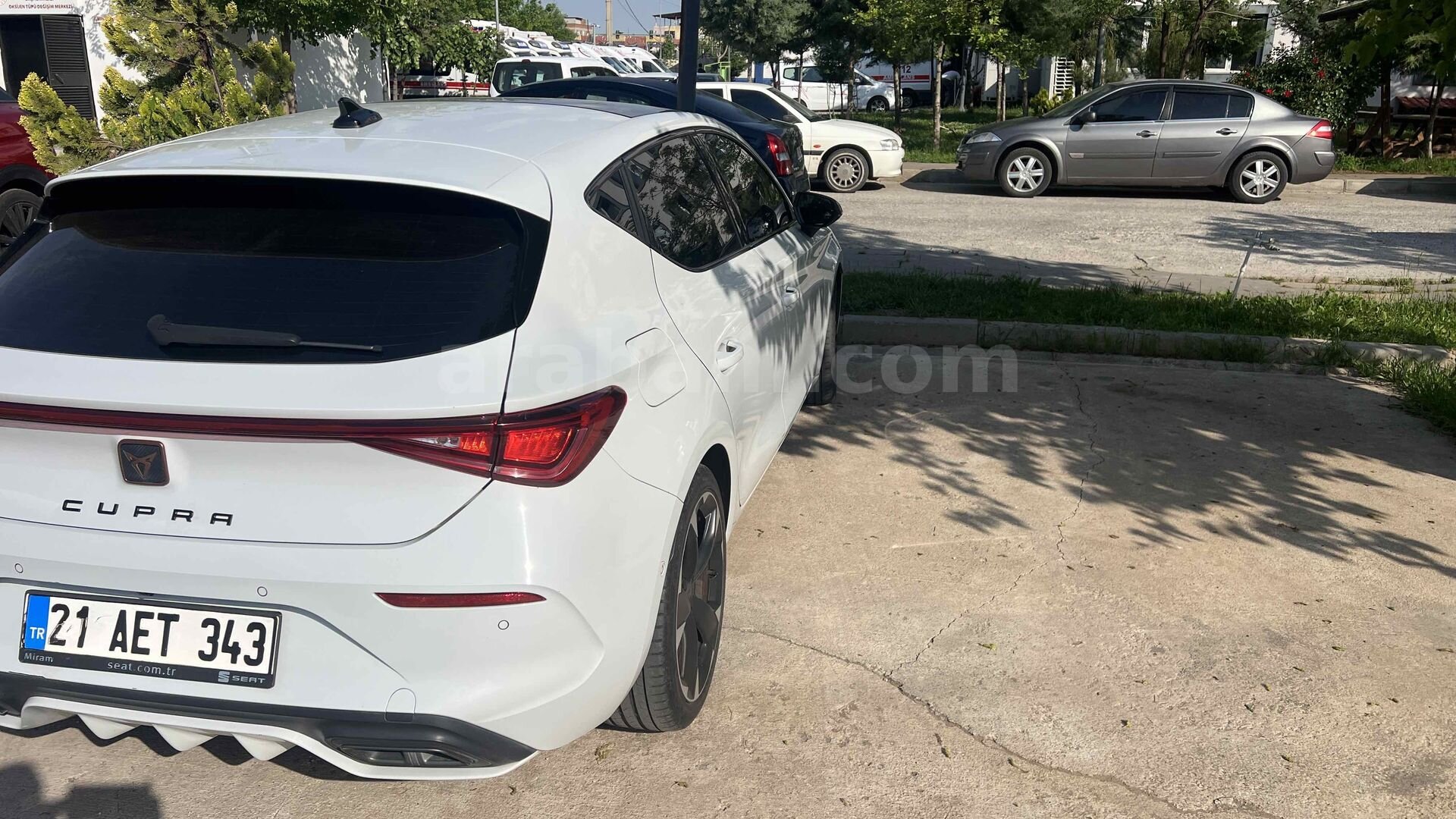 Sahibinden Cupra Leon 1.5 eTSI Standart 2023 Model Diyarbakır 47.000 km Beyaz 4