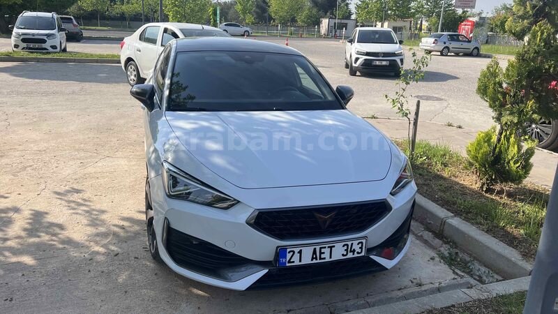 Sahibinden Cupra Leon 1.5 eTSI Standart 2023 Model Diyarbakır 47.000 km Beyaz
