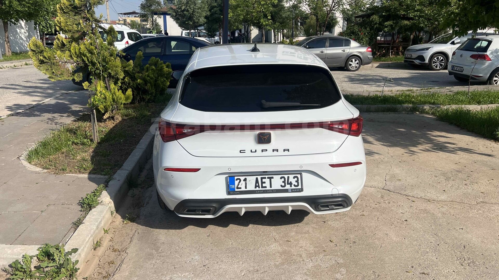 Sahibinden Cupra Leon 1.5 eTSI Standart 2023 Model Diyarbakır 47.000 km Beyaz 5