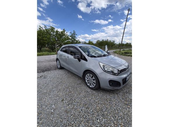 Sahibinden Kia Rio 1.4 CRDi Fancy 2012 Model