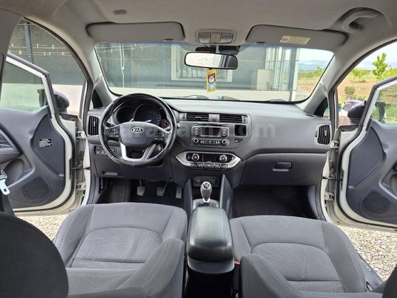 Sahibinden Kia Rio 1.4 CRDi Fancy 2012 Model