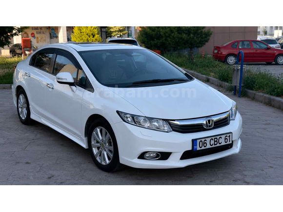 Sahibinden Honda Civic 1.6i VTEC Eco Elegance 2012 Model 