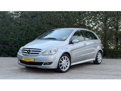 MERCEDES-BENZ B180 CDI OTOMATİK 237.000KM