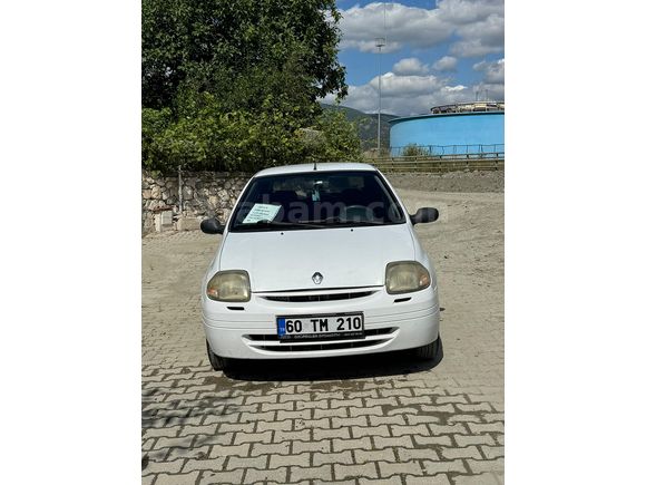 Sahibinden Renault Clio 1.4 RNA 2000 Model 310binde Değişensiz klimalı
