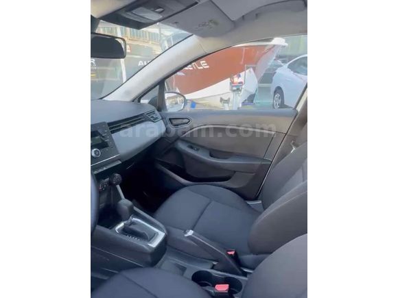 Sahibinden Renault Clio 1.0 TCe Evolution 2023 Model 