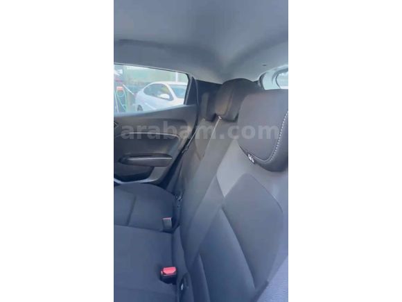 Sahibinden Renault Clio 1.0 TCe Evolution 2023 Model 