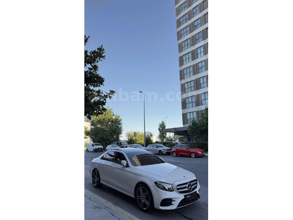 CHİLA | 2018 E 180 AMG DEĞİŞENSİZ TRAMERSİZ CAM TAVAN COMMAND