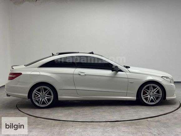 DEĞİŞENSİZ..CAM TAVAN..ISITMA..TAM DERİ..2010 E 250 CGI COUPE..