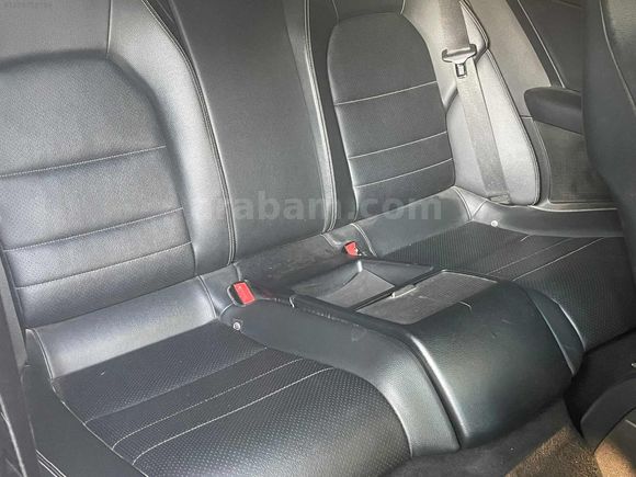 MERCEDES-BENZ E 250CGI HARMAN KARDON DEĞİŞENSİZ 220BİN KM'dee..!