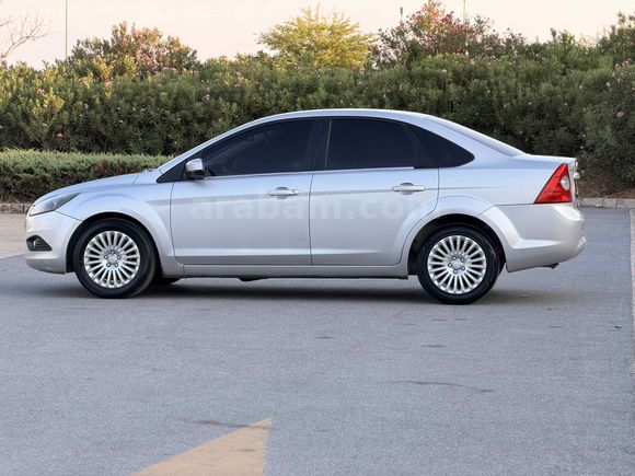 Galeriden Ford Focus 1.6 TDCi Titanium 2011 Model Adana