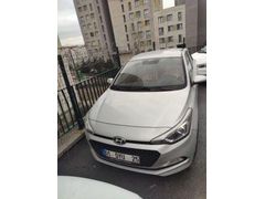 Sahibinden Hyundai i20 1.2 MPI Style 2014 Model