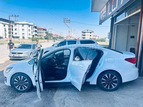 İLCİ OTOMOTİV'DEN 2023 MODEL FORD FOCUS KM 55 BİNDE OTOMATİK