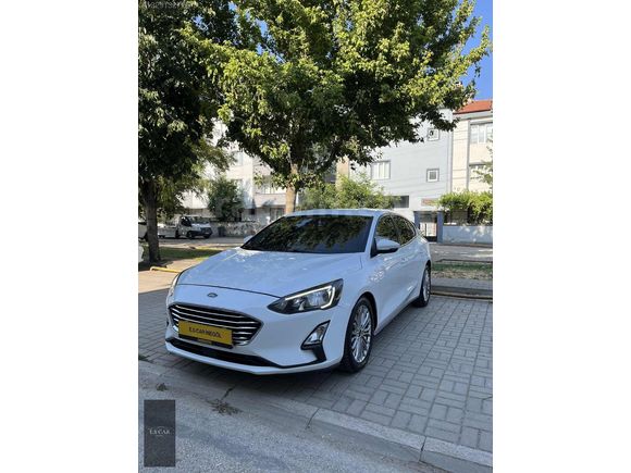 2020 FORD FOCUS 1.5 TDCİ EcoBlue 8 İLERİ OTOMATİK TİTANİUM FULL