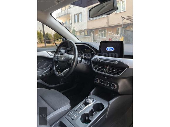 2020 FORD FOCUS 1.5 TDCİ EcoBlue 8 İLERİ OTOMATİK TİTANİUM FULL