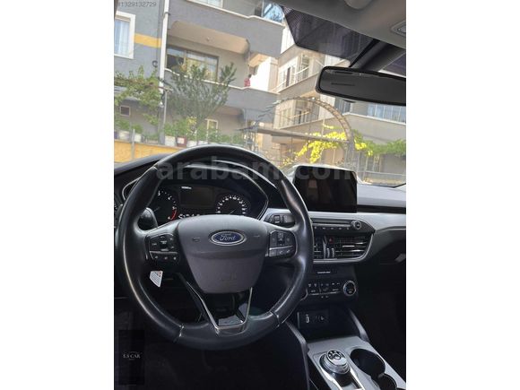 2020 FORD FOCUS 1.5 TDCİ EcoBlue 8 İLERİ OTOMATİK TİTANİUM FULL