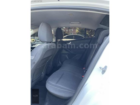 2020 FORD FOCUS 1.5 TDCİ EcoBlue 8 İLERİ OTOMATİK TİTANİUM FULL