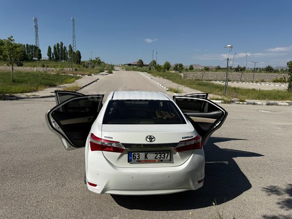 Sahibinden Toyota Corolla 1.4 D-4D Advance 2013 Model 