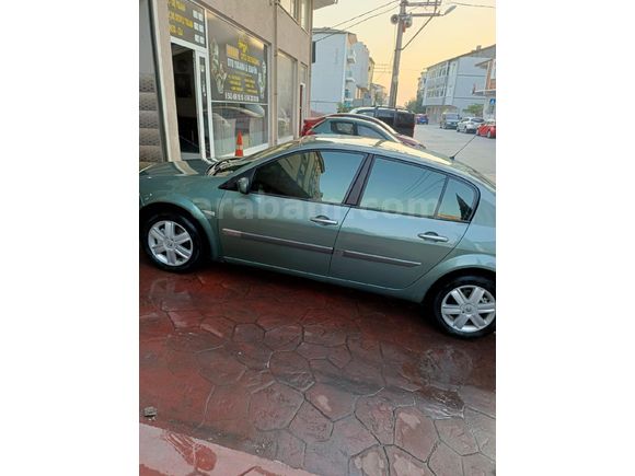 Sahibinden Renault Megane 1.6 Dynamique 2004 Model