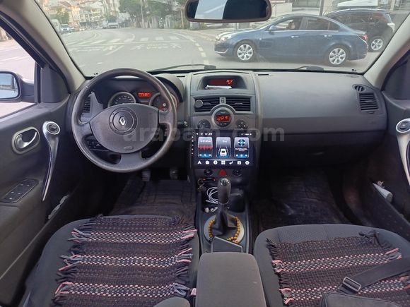 Sahibinden Renault Megane 1.6 Dynamique 2004 Model