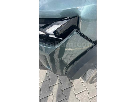 Sahibinden Renault Duster 1.6 E-Tech Techno 2024 Model  23.000 km Yeşil (metalik)