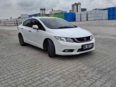 Sahibinden Honda Civic 1.6i VTEC Eco Elegance 2015 Model  217.000 km Beyaz